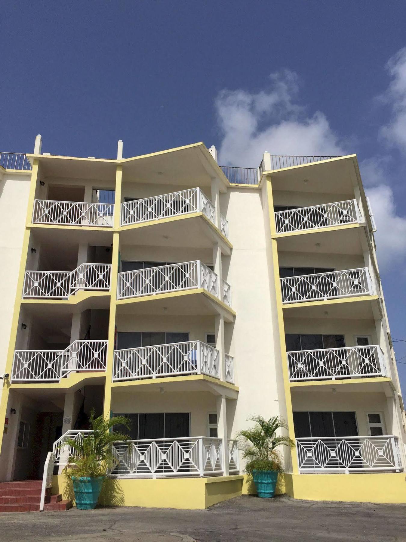 Southern Surf Beach Apartments Rockley Exterior photo